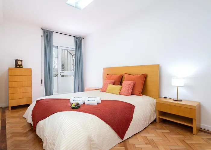 Host Wise - Spacious Fresh Flat W Terrace - Near Sea