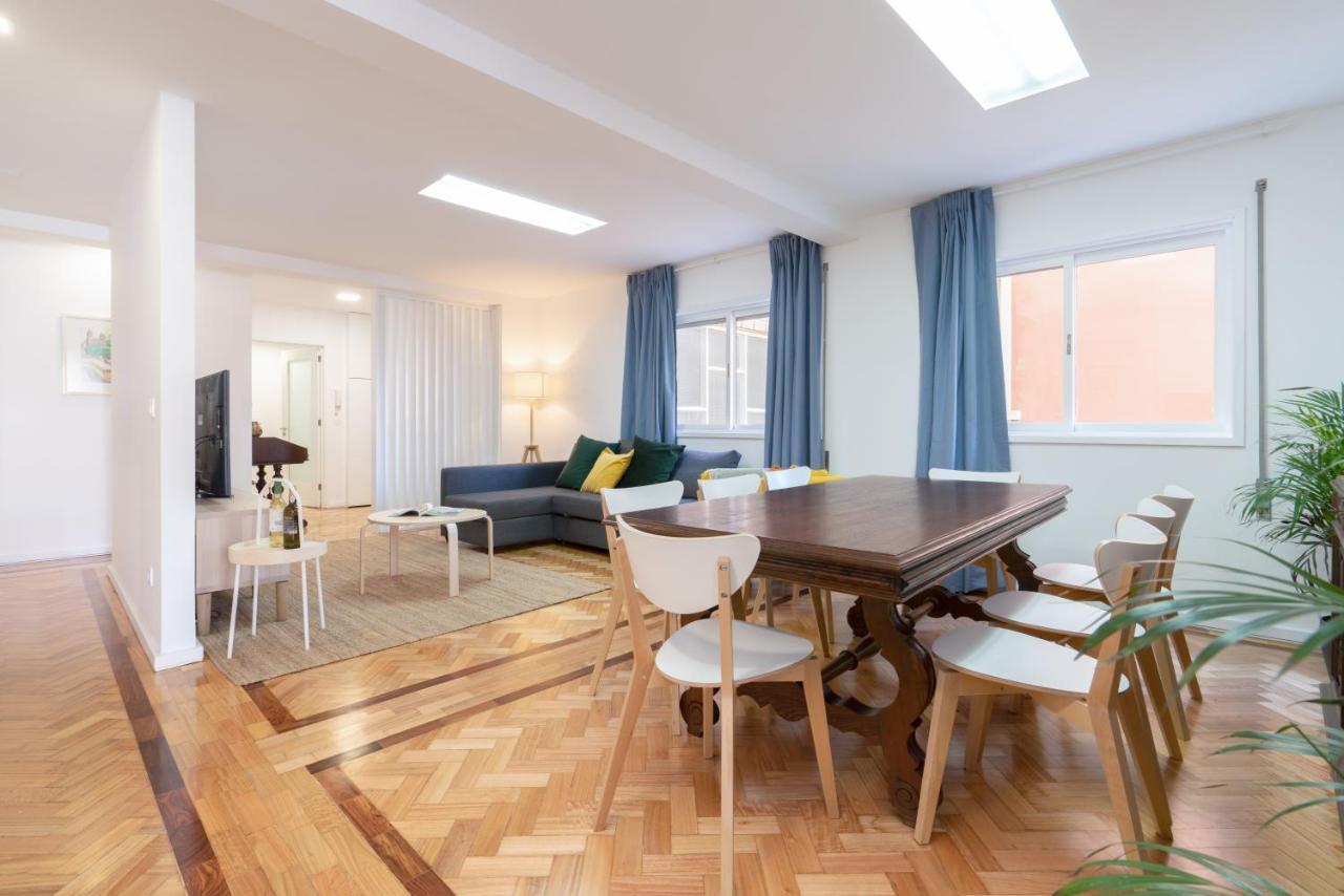 Host Wise - Spacious Fresh Flat W Terrace - Near Sea Apartment *