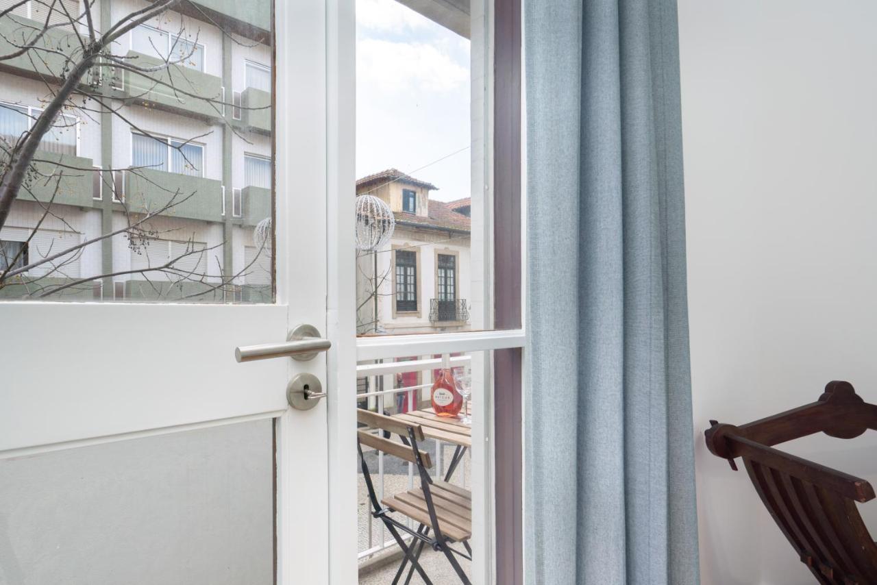 Apartment Host Wise - Spacious Fresh Flat W Terrace - Near Sea