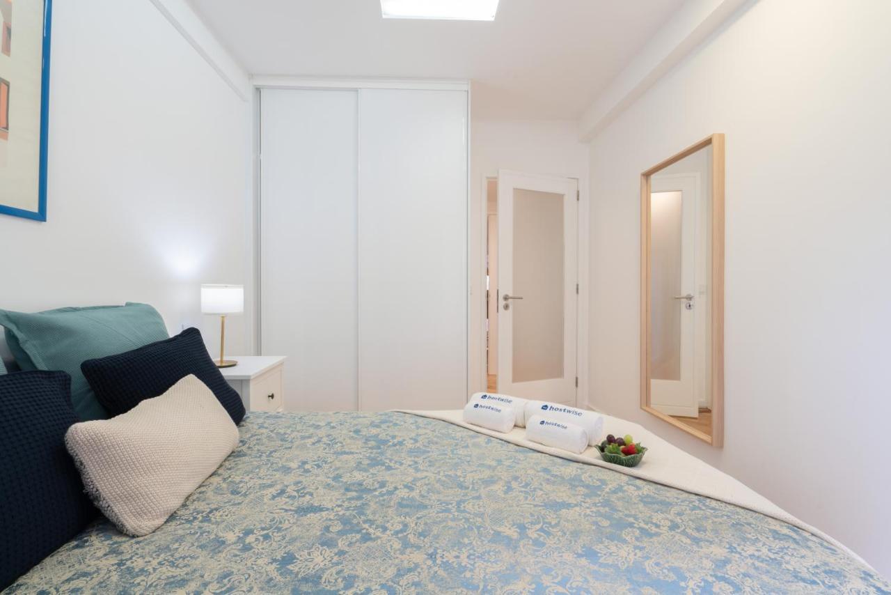 Host Wise - Spacious Fresh Flat W Terrace - Near Sea Apartment